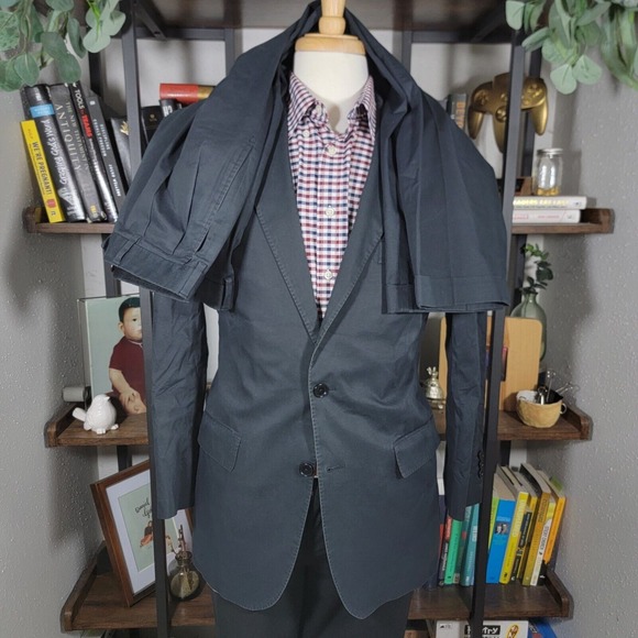 Brooks Brothers Custom Tailored 2PC Suit Moisture Steam Pressed Navy 39R 35x29‎